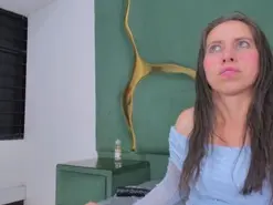 Amateur Private Sex Chat of RoxanneBloom