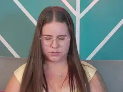 Amateur Free Live Porn of lia_avalon_