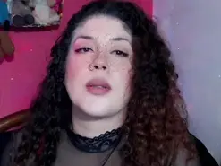 Amateur Adult Webcam of Laura_Fountain_
