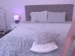Amateur Nude Webcam of CyrenaLuxe