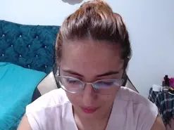 Amateur Adult Webcams of kate_lorens9