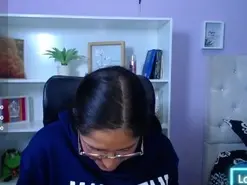 Amateur Free Porn Cam of chantal_adams0