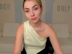 Amateur Live Sex of StacyWoods