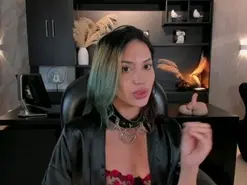 Amateur Live Sex Cam of KayraLanne