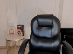 Amateur Live Sex of MiaFarrell