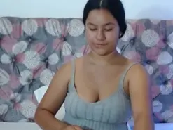 Amateur Live Sex Cam of NoiraVale