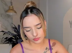 Amateur Live Sex Cam of LaurentRosse