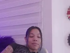 Amateur Watch Live Sex Cams of MadelynRose