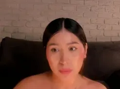 Amateur Nude Webcam of LillySanders