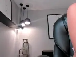 Amateur Sex Chat of LisaFlowers