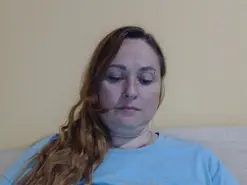 Amateur Live Sex Cam of zara_red
