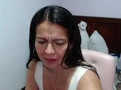 Amateur Watch Live Sex Cams of Camilavargas_