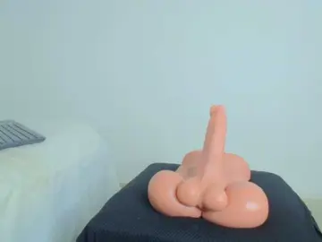 Bongacams Free Porn Cam of CaseyMoons