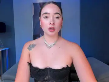 Bongacams Nude Webcam of AlinaKravitz