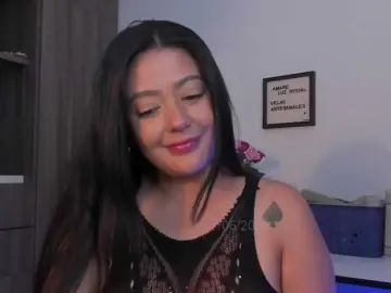 Bongacams Live Sex Cam of Lauratoro