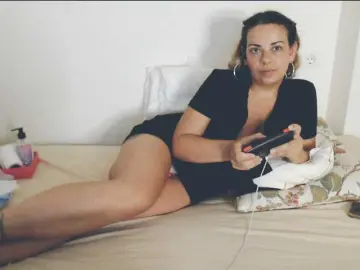 Bongacams Sex Cam of GiuliaHotXXX1