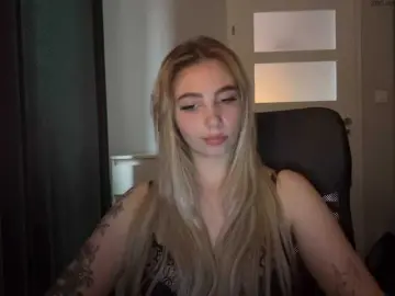 Bongacams Sex Cam of LilyHot