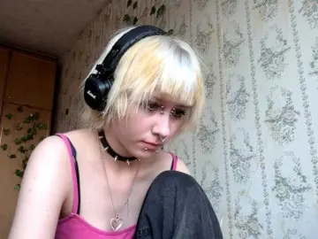 Bongacams Sex Cam of KerstinLoar