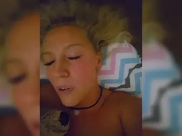 Bongacams Free Live Porn of MoonKitten
