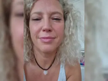 Bongacams Sex Chat of MoonKitten