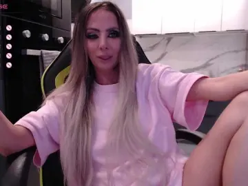 Bongacams Nude Webcam of blondalina