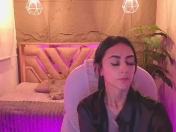 Bongacams Free Porn Cam of Coraliinee