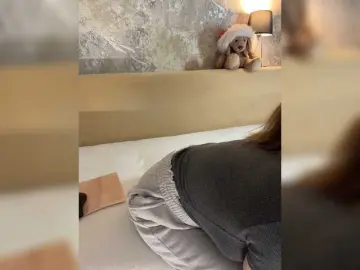 Bongacams Watch Live Sex Cams of Incredible123