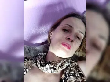 Bongacams Free Porn Cam of HelgaValkiriya
