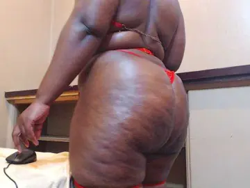 Bongacams Adult Video Chat of sexychocolatbox10
