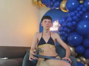 Bongacams Live Porn of LiamBrown09