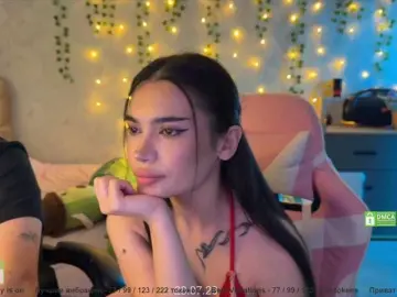 Bongacams Sex Cam of CoupleOnFire