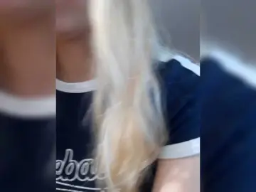 Bongacams Private Sex Chat of LittleSammy