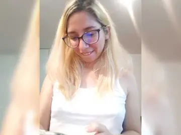 Bongacams Free Porn Cam of LittleSammy