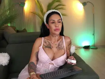 Bongacams Best live sex cam show of NyraNoble