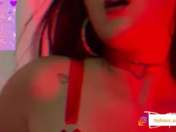 Bongacams Watch Live Sex Cams of NahiaraEvans-