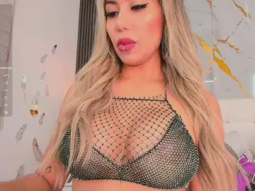 Bongacams Adult Webcam of EmilyLeah