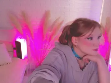 Bongacams Live Sex Cam of CrazyWine
