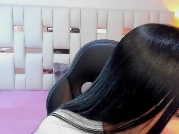 Bongacams Private Sex Chat of NauthyNahomi