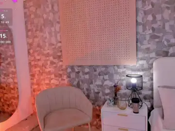 Bongacams Watch Live Sex Cams of Violetta-Hills