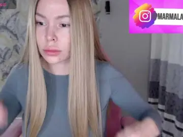 Bongacams Best live sex cam show of Foxymoxy19