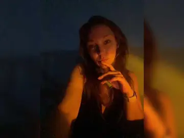 Bongacams Free Live Porn of Alisasqrl