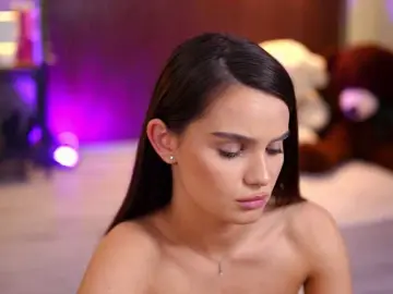 Bongacams Sex Cam of LenaLaurent