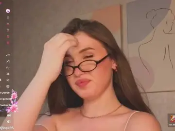 Bongacams Watch Live Sex Cams of Emily-Lews