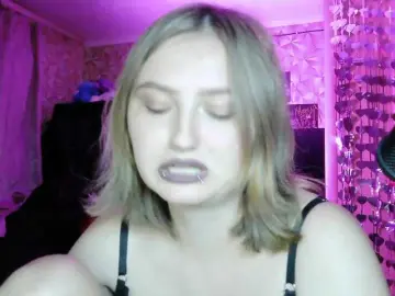 Bongacams Live Porn of DarkGirl