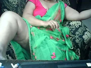 Bongacams Adult Webcam of Indianbhabhimilf40