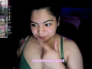 Bongacams Watch Live Sex Cams of Kimmiakiss22