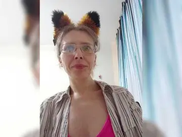 Bongacams Adult Webcam of -queen-margo-