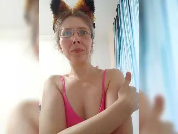Bongacams Nude Webcam of -queen-margo-