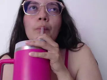 Bongacams Free Live Porn of trixxxye