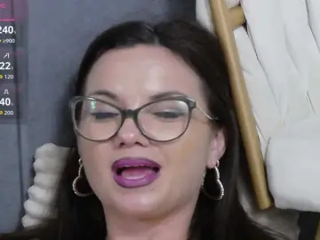 Bongacams Watch Live Sex Cams of RoxieAnne